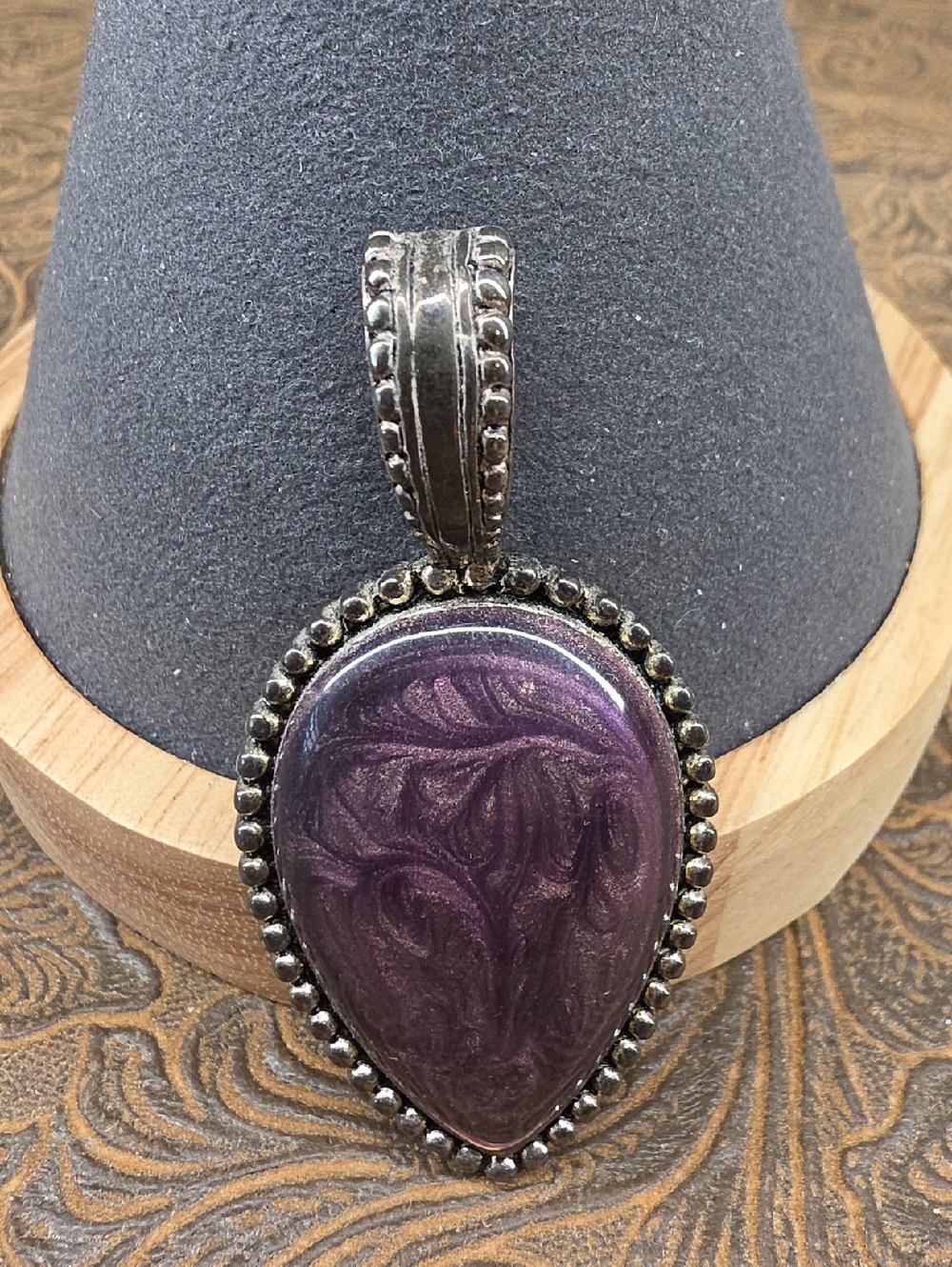 Vintage Marbled Purple Cabochon Focal Stone Silver Teardrop Pendant